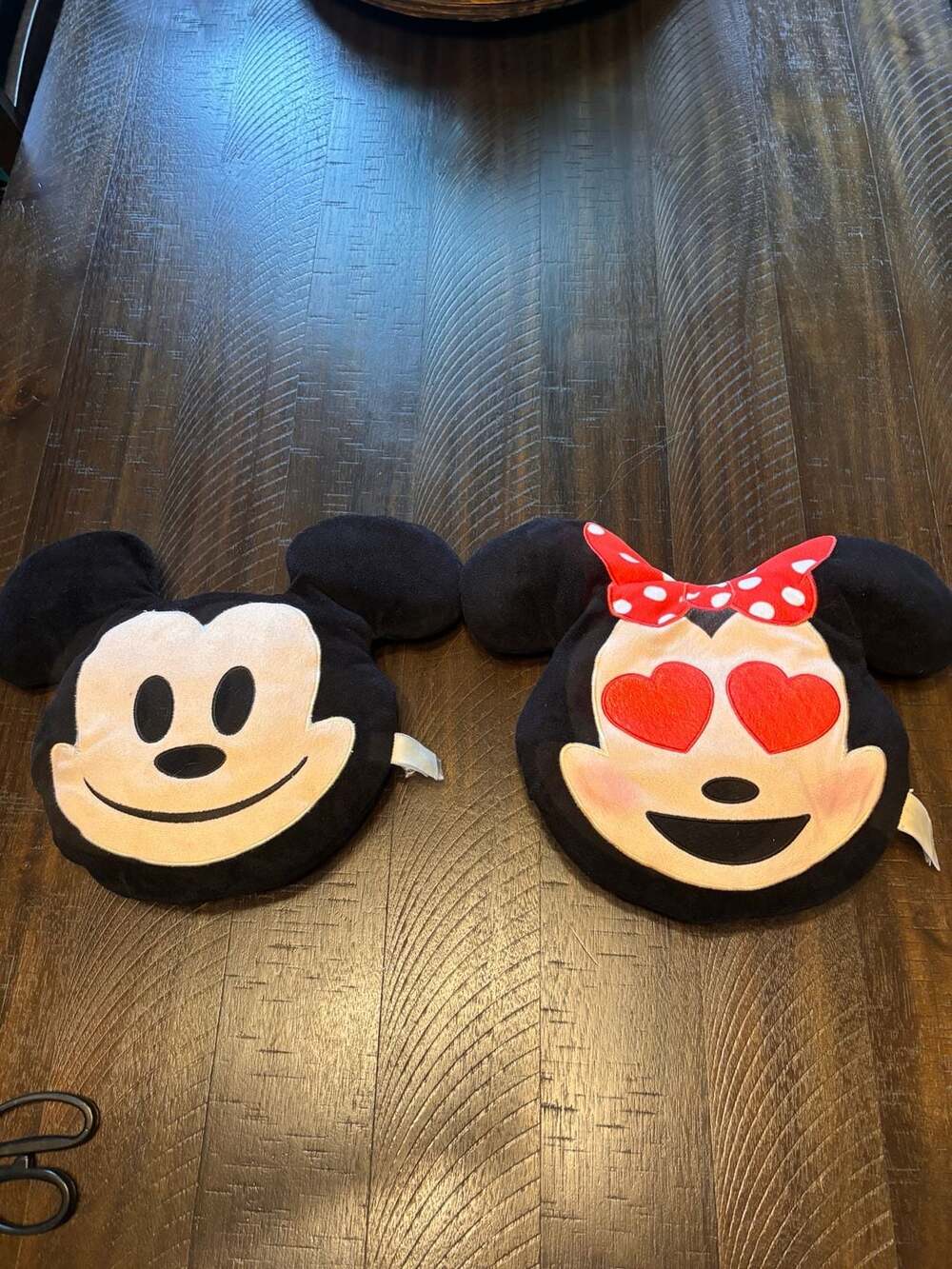 Disney Mickey And Minnie Mouse Emoji Plush Pillow Set